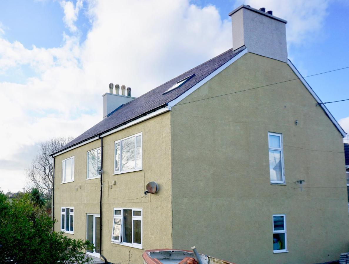 Appartement Clydfan à Holyhead Extérieur photo