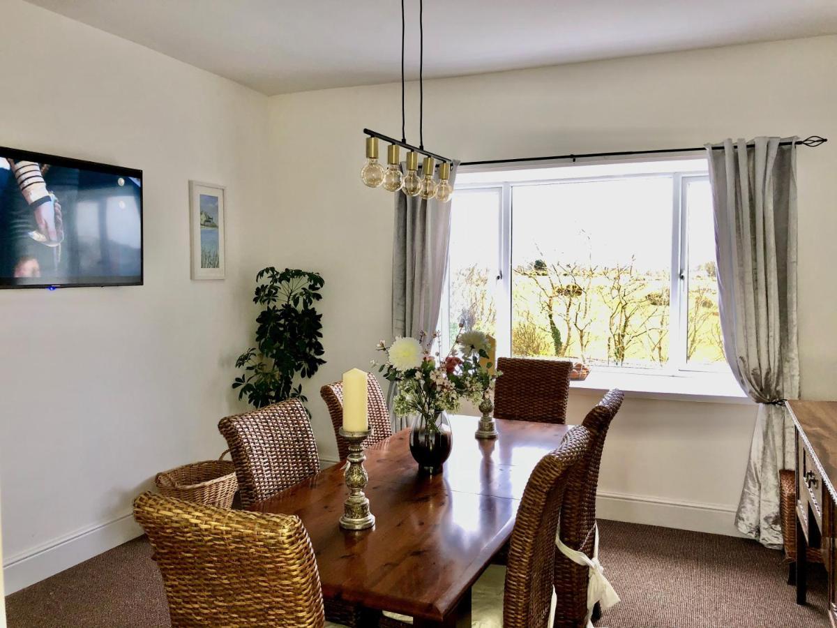 Appartement Clydfan à Holyhead Extérieur photo